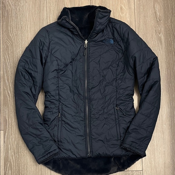 The North Face Mossbud Reversible Jacket - Picture 2 of 10